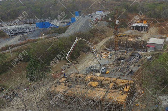 �����v�R��_ɽ�h����b¡�ν��ĕr(sh��)�a(ch��n)2500-3000��ʯ�����a(ch��n)��