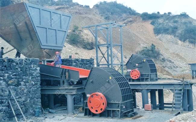 即將投產的石子廠現場