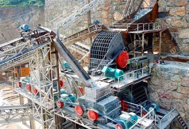 生產線的破碎和制砂設備