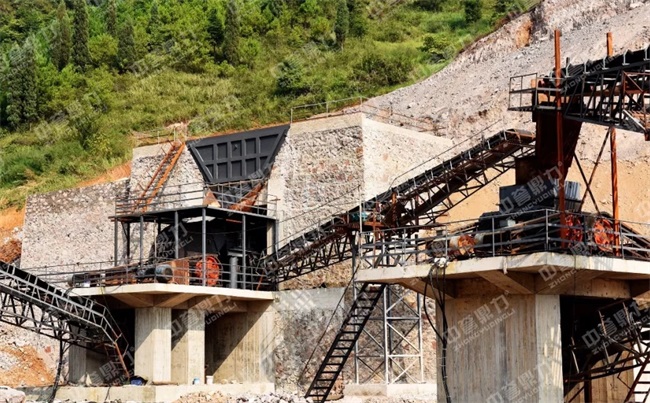 砂石料生產(chǎn)線(xiàn)項(xiàng)目現(xiàn)場(chǎng)