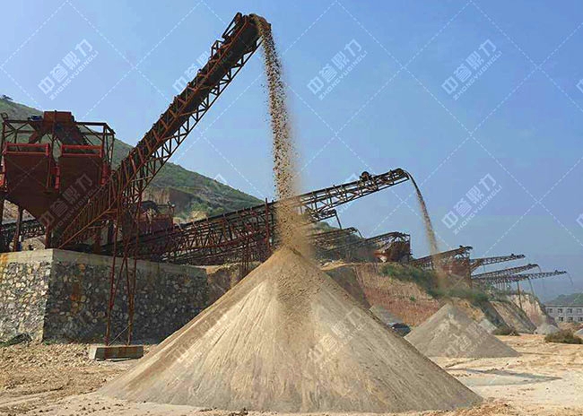 配圖:石頭粉碎的沙